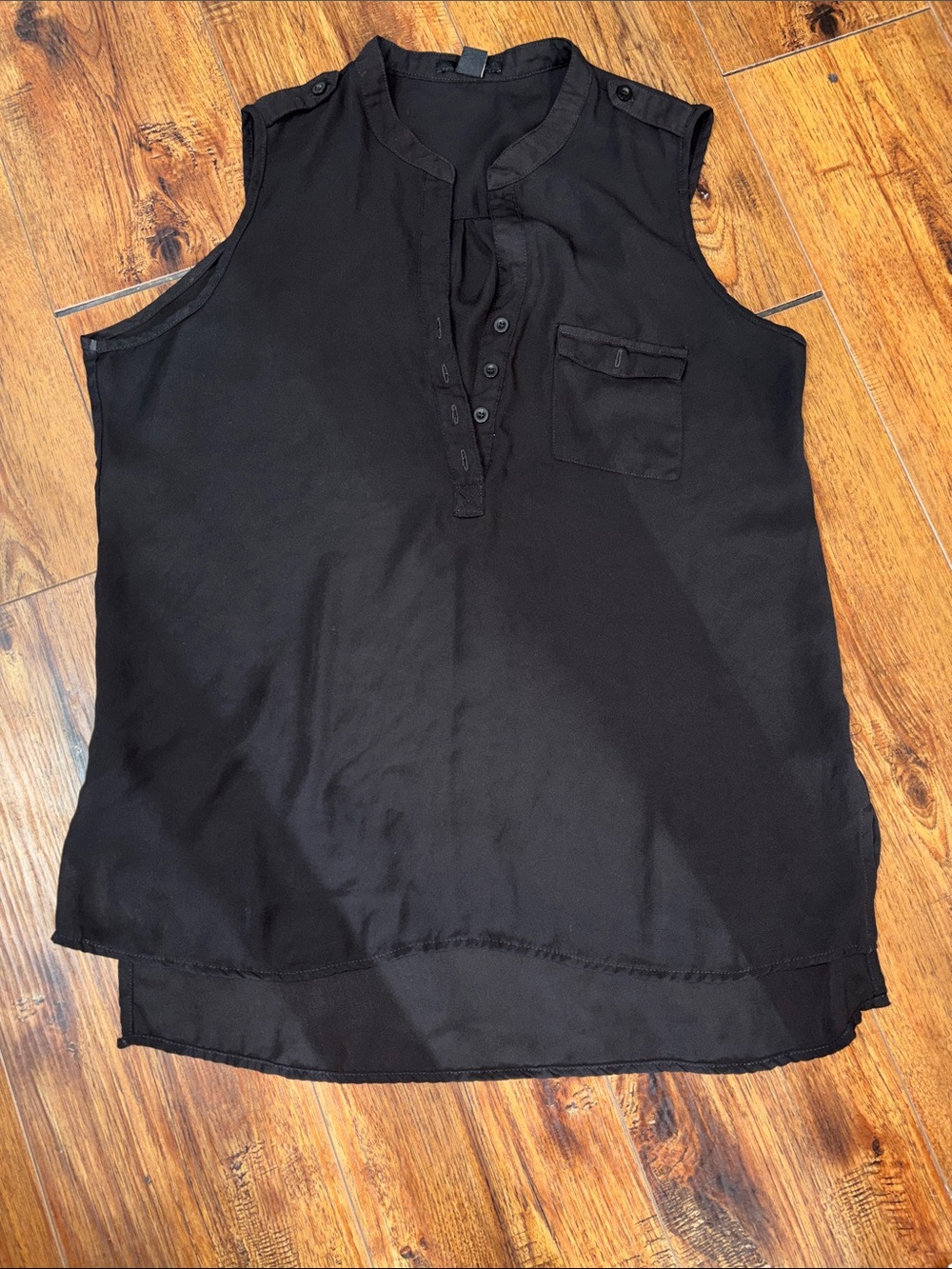 Forever 21 Black Sleeveless Henley Tank Top